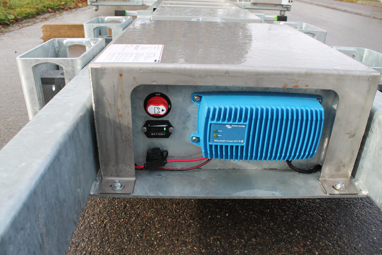 24-V-Antrieb mit Batterie